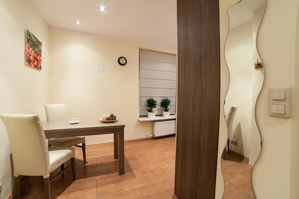 Place 4 You Apartments Krakau Kamer foto