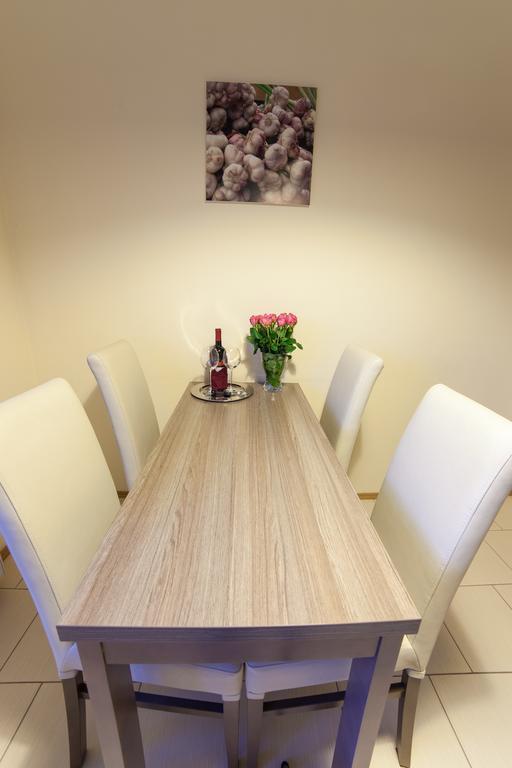 Place 4 You Apartments Krakau Kamer foto