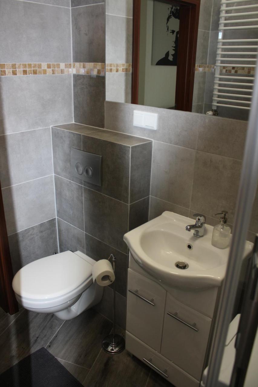 Place 4 You Apartments Krakau Buitenkant foto